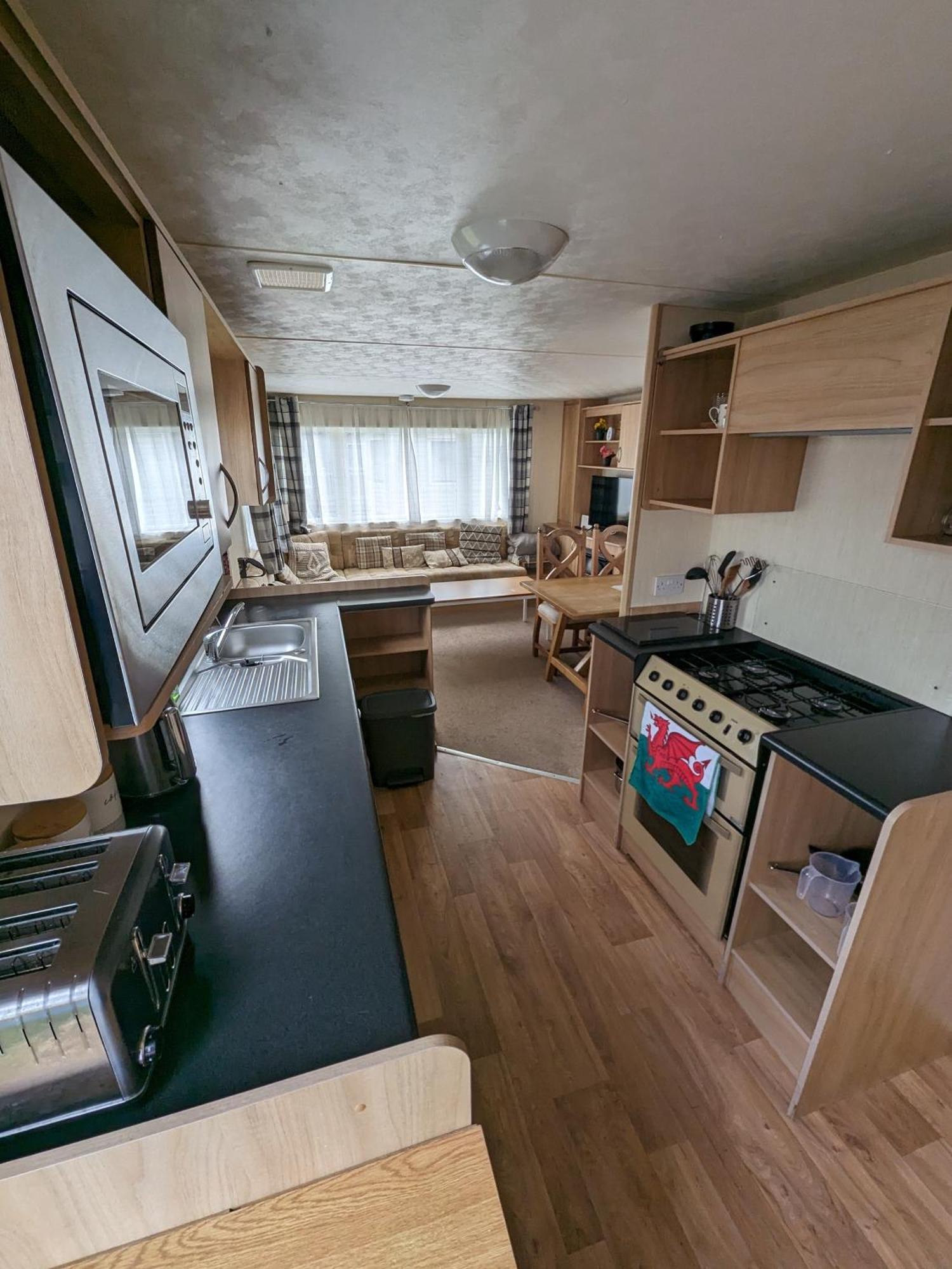 3 Bedroom Caravan, Sleeps 8 Lyons Lido Beach เพรสตาติน ภายนอก รูปภาพ